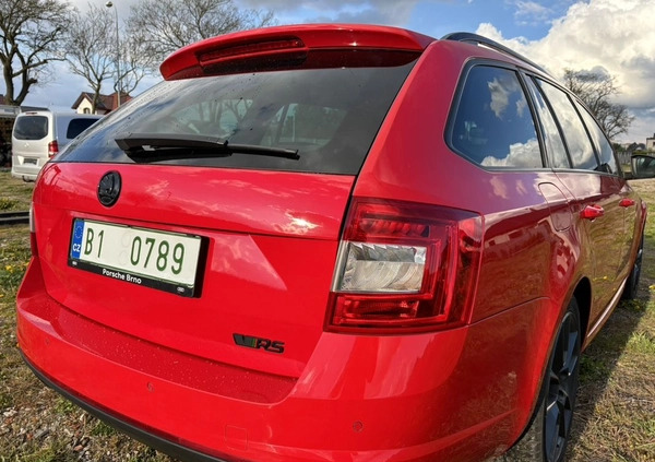 Skoda Octavia cena 37500 przebieg: 421000, rok produkcji 2014 z Wągrowiec małe 137